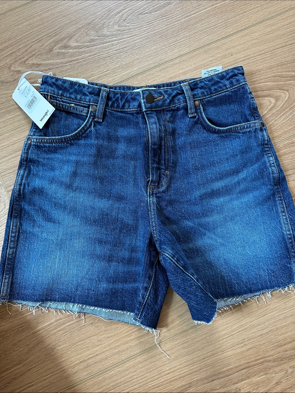 NWT Wrangler High Rise Cowboy Short
